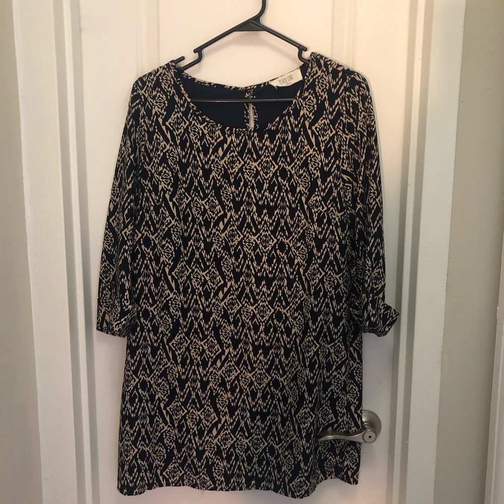 3/4th sleeve flowy dress size medium